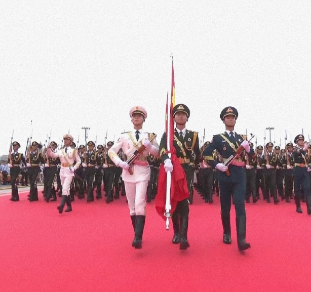 超声骨密度仪品牌国康小编观看了“国旗护卫队走了100步正步”太震撼了!!!